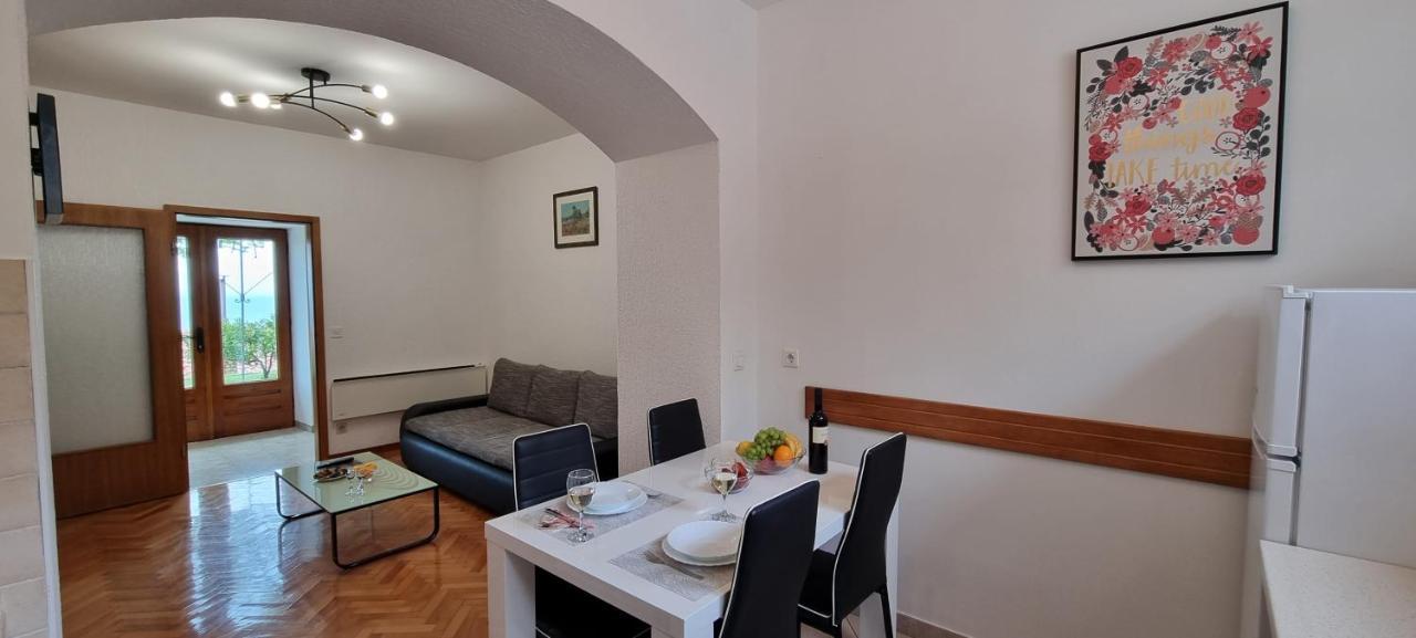 Apartments Anamarija Opatija Exterior foto