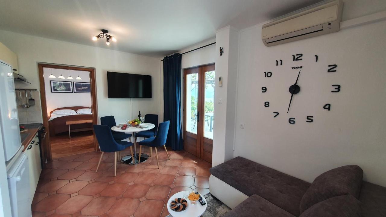 Apartments Anamarija Opatija Exterior foto