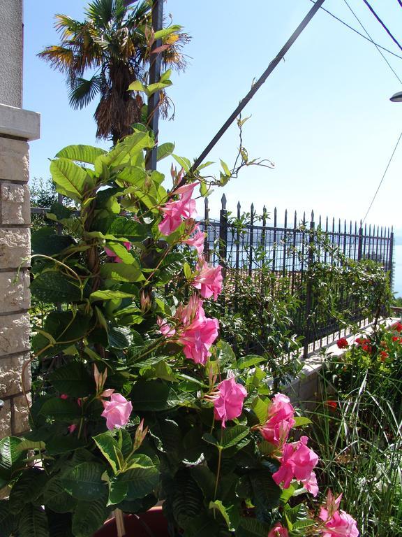 Apartments Anamarija Opatija Exterior foto